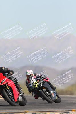 media/Oct-26-2025-Race Pace (Sun) [[c1447ca738]]/Non Verified (1st 20 Minutes of every Hour)/4-Turn 14 (1110am)/